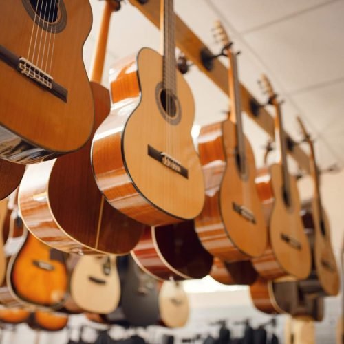 Las 7 mejores guitarras acústicas para principiantes